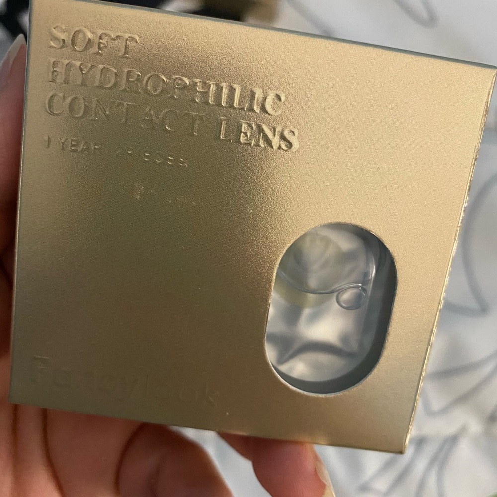 Lenses with power -2:00 diameter 14.2